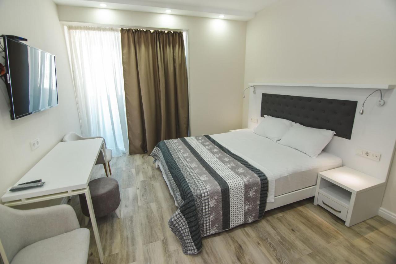 Batumi Deluxe Apartments Екстер'єр фото