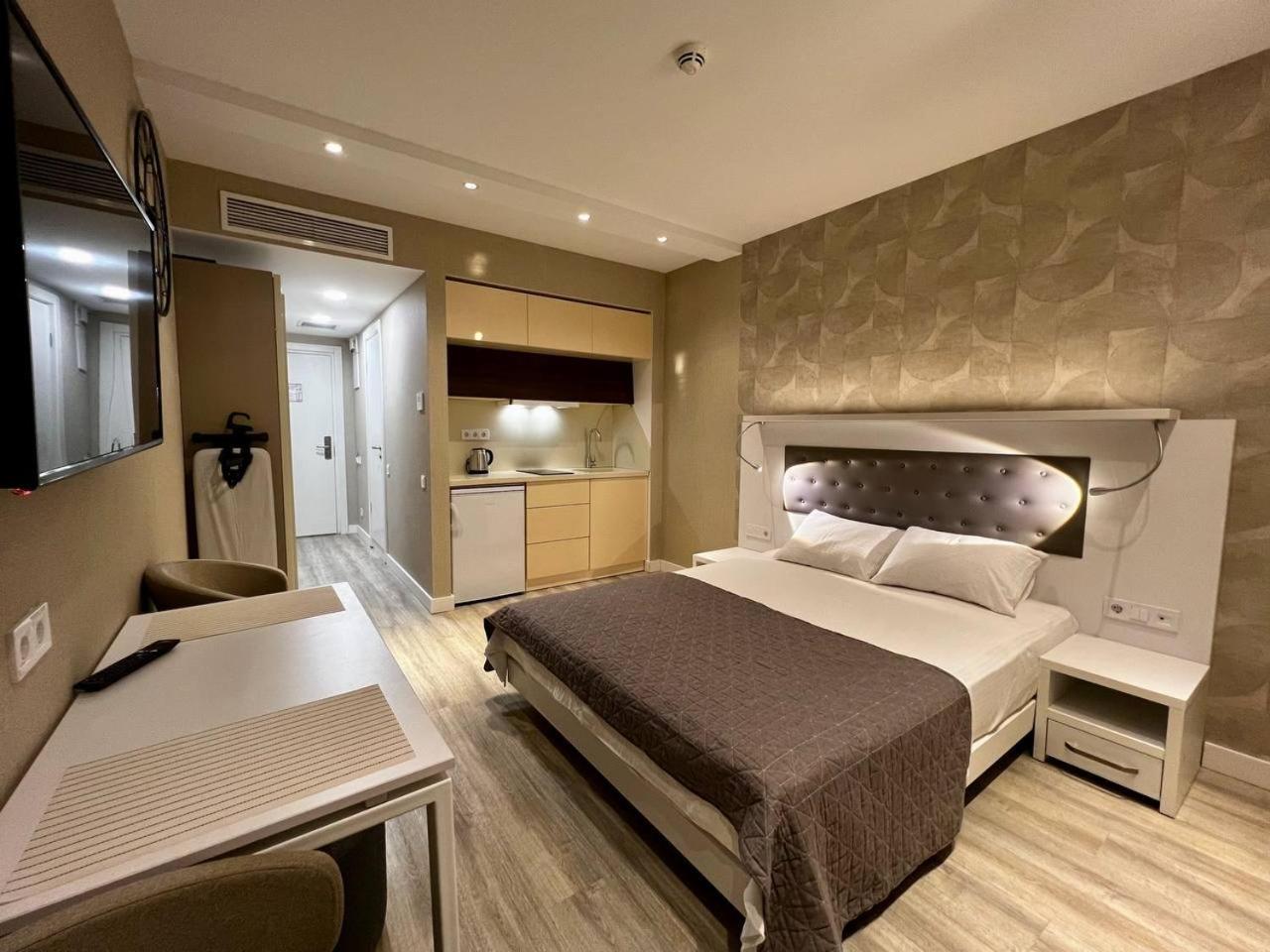 Batumi Deluxe Apartments Екстер'єр фото