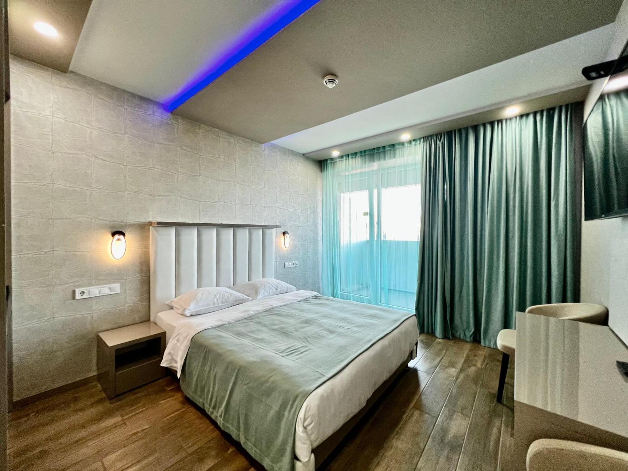 Batumi Deluxe Apartments Екстер'єр фото