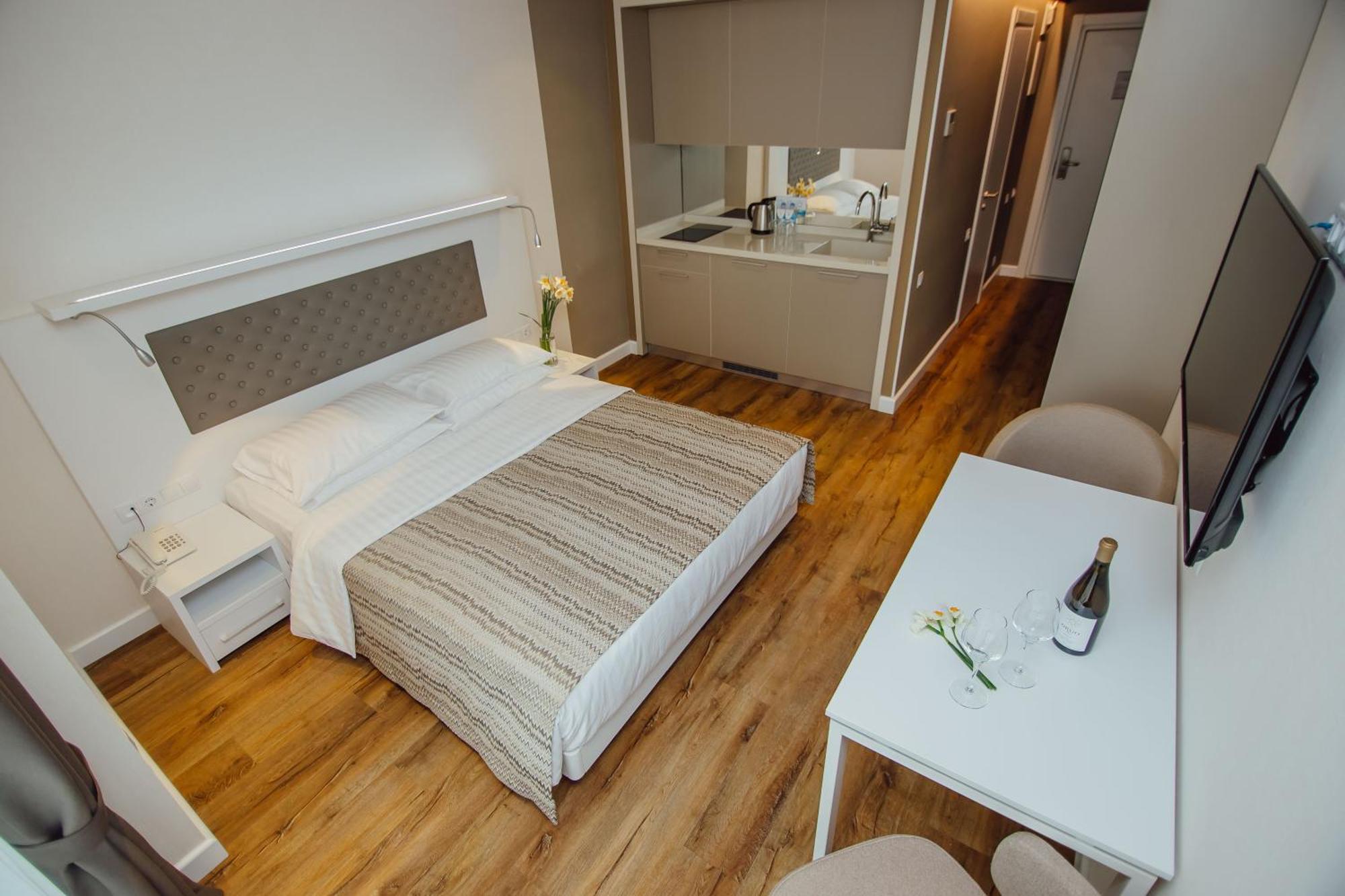 Batumi Deluxe Apartments Екстер'єр фото