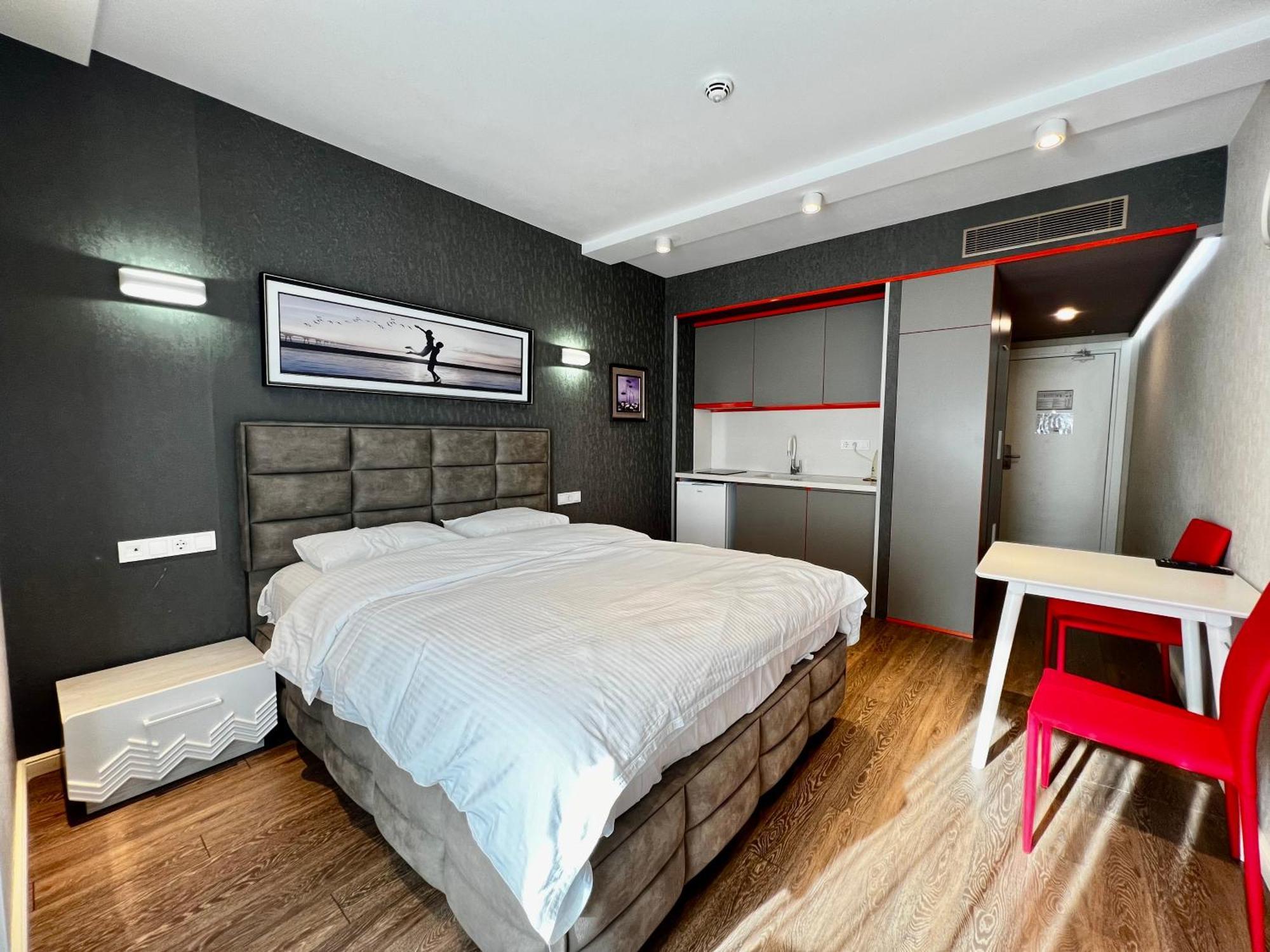 Batumi Deluxe Apartments Екстер'єр фото