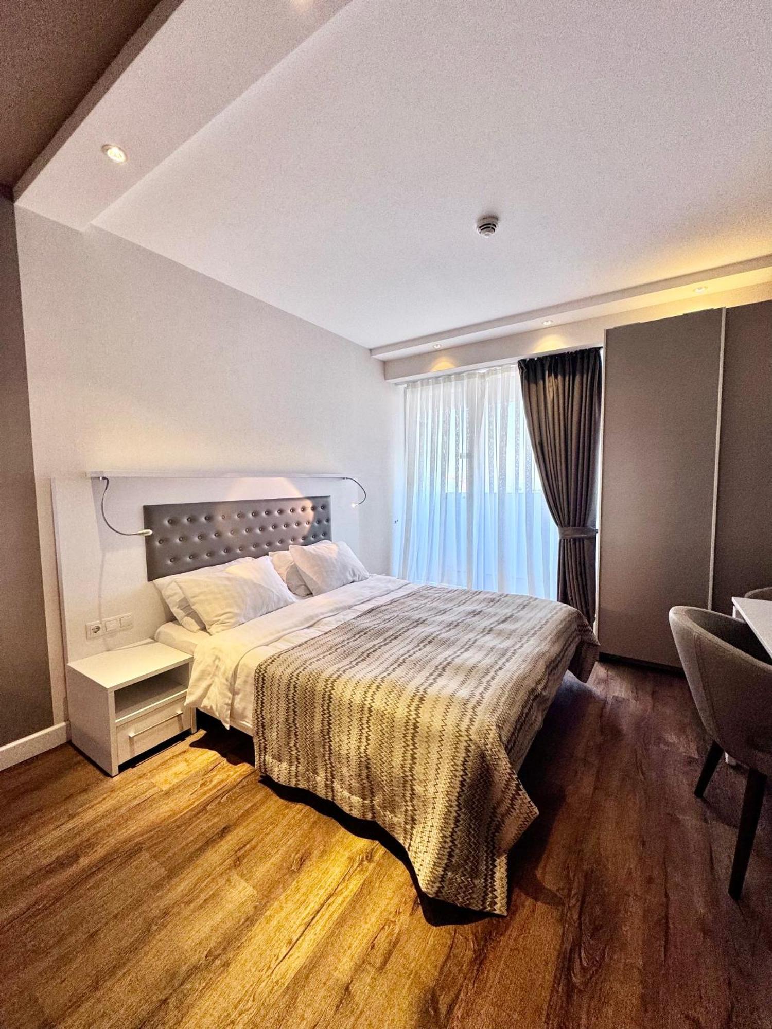 Batumi Deluxe Apartments Екстер'єр фото